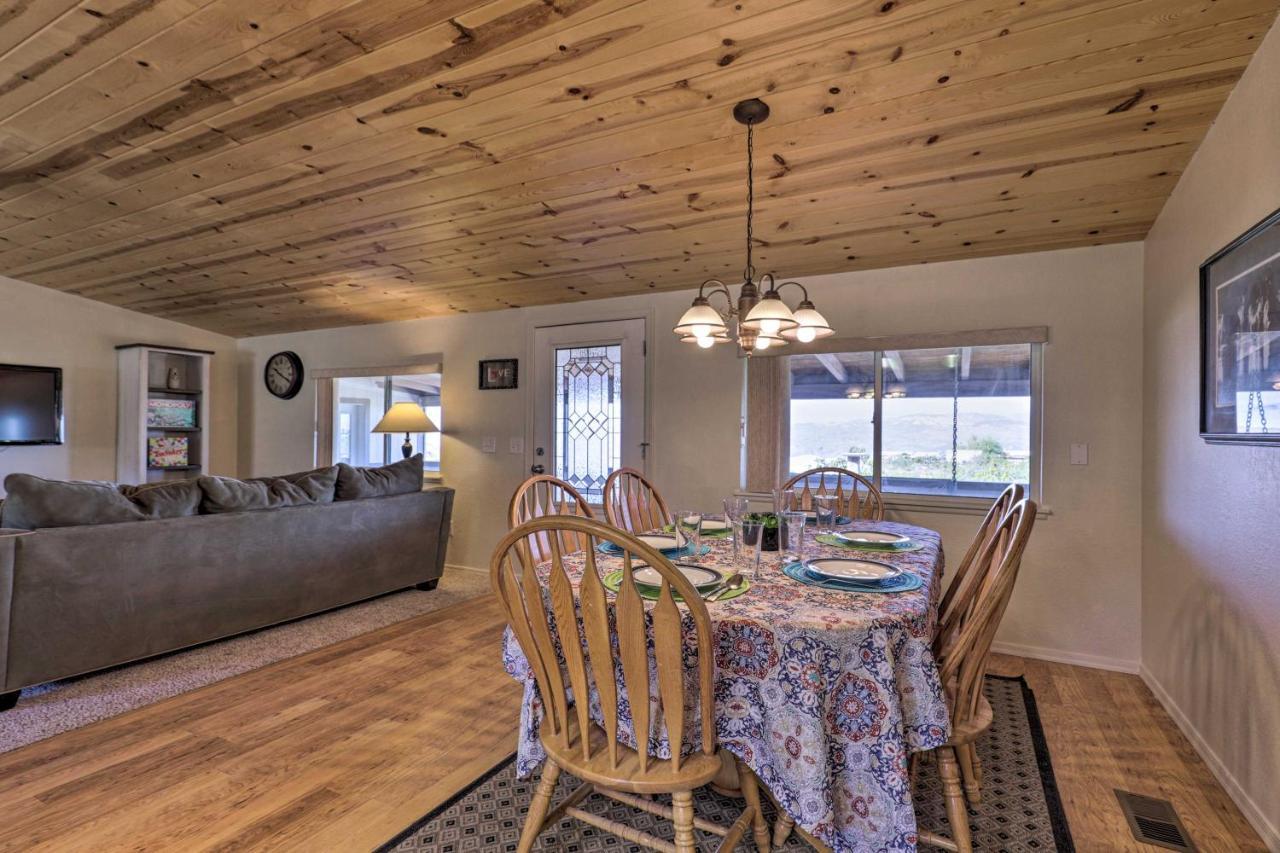 Rustic Bullhead City Retreat With Porch And Views Exterior photo