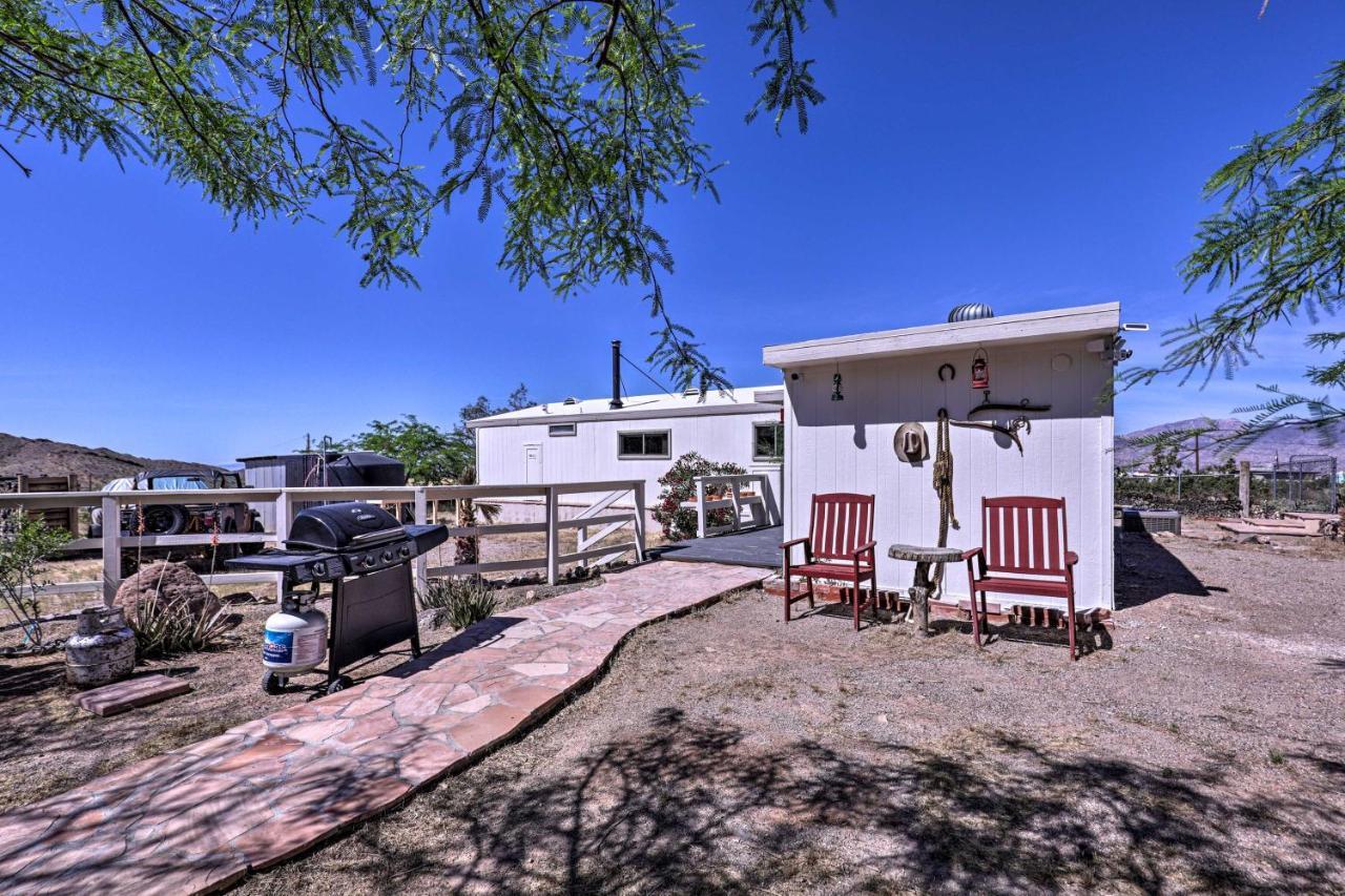 Rustic Bullhead City Retreat With Porch And Views Exterior photo